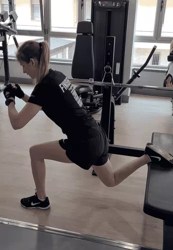 Bulgarian split squat