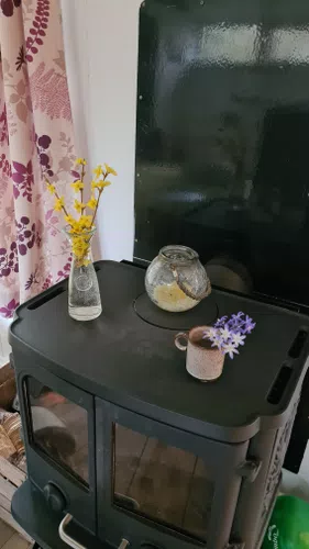 Fire place with decorative items